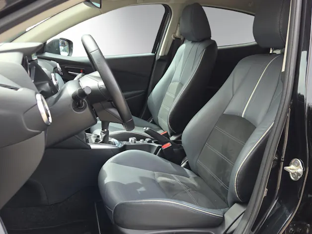 MAZDA 2 SKYACTIV-G 90 Mild Hybrid Revolution