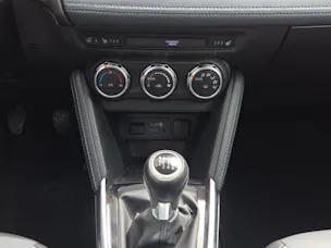 MAZDA 2 SKYACTIV-G 90 Mild Hybrid Revolution