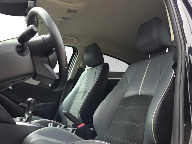 MAZDA 2 SKYACTIV-G 90 Mild Hybrid Revolution