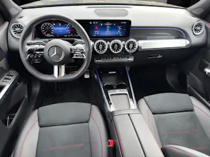 MERCEDES-BENZ GLB 200 7G-Tronic