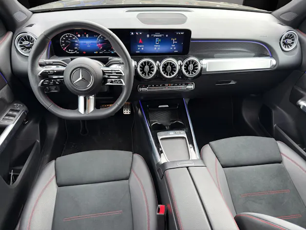 MERCEDES-BENZ GLB 200 7G-Tronic