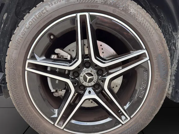 MERCEDES-BENZ GLB 200 7G-Tronic