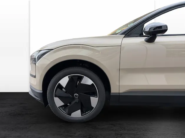 VOLVO EX30 E60 Plus