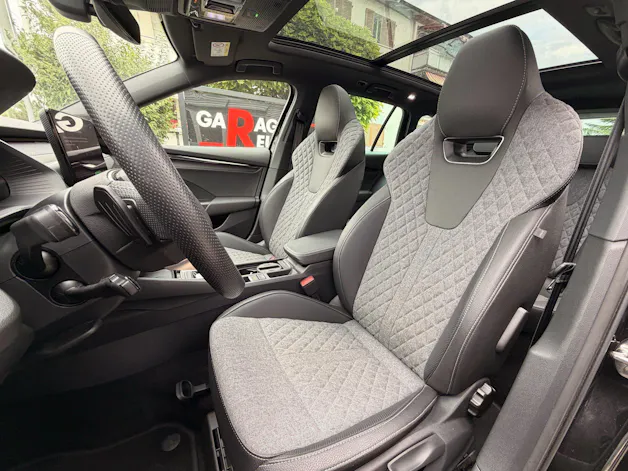 SKODA Octavia Combi 1.5 TSI mHEV 150PS Sportline ***PANORAMA- SCHIEBEDACH***