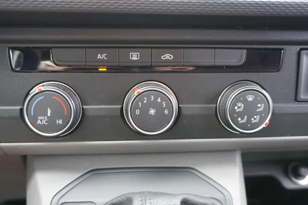 VW T6.1 2.0 TDI DSG EINBAUSCHRÄNKE!!!