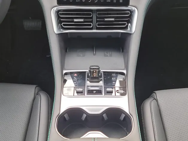 BYD Seal U DM-i Design AWD
