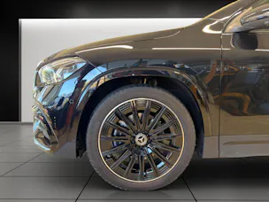 MERCEDES-BENZ GLA 220 4Matic 8G-DCT