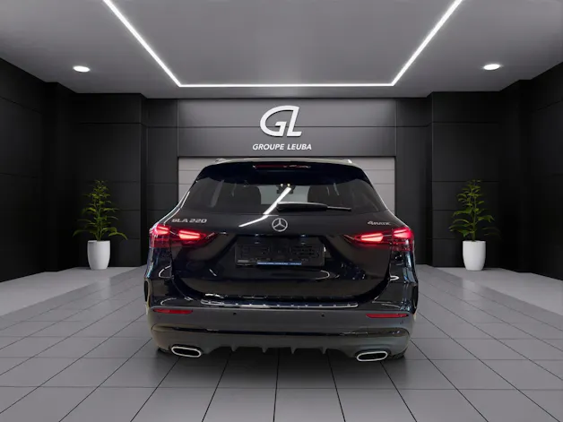 MERCEDES-BENZ GLA 220 4Matic 8G-DCT