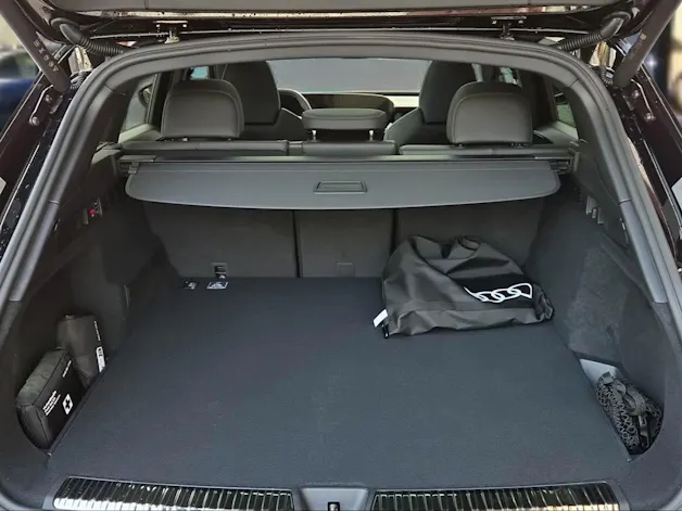 AUDI Q5 e-hybrid quattro 270 kW S-tronic Mythosschwarz Metallic