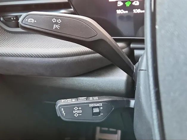 AUDI Q5 e-hybrid quattro 270 kW S-tronic Mythosschwarz Metallic