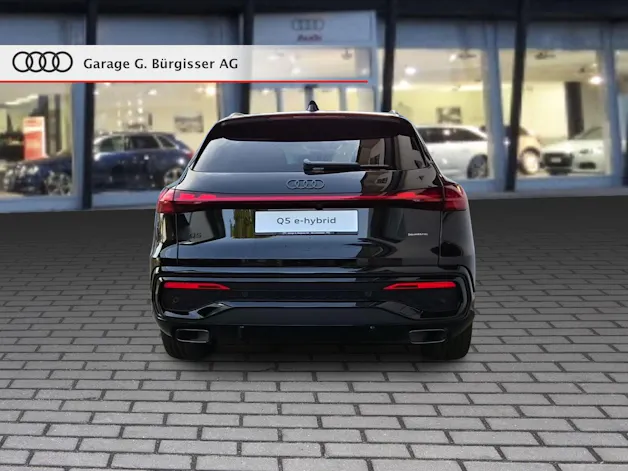 AUDI Q5 e-hybrid quattro 270 kW S-tronic Mythosschwarz Metallic