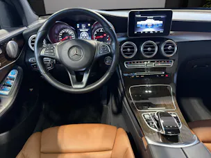 MERCEDES-BENZ GLC 300 4Matic 9G-Tronic