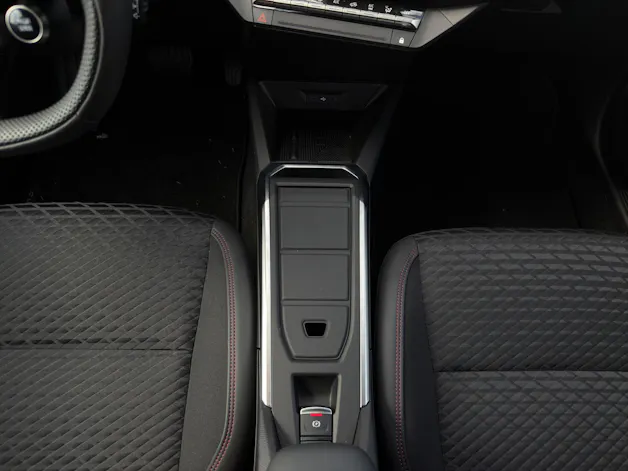 RENAULT Clio 1.8 E-Tech Techno