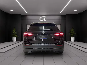 MERCEDES-BENZ GLA 250 4Matic 8G-DCT Swiss Star