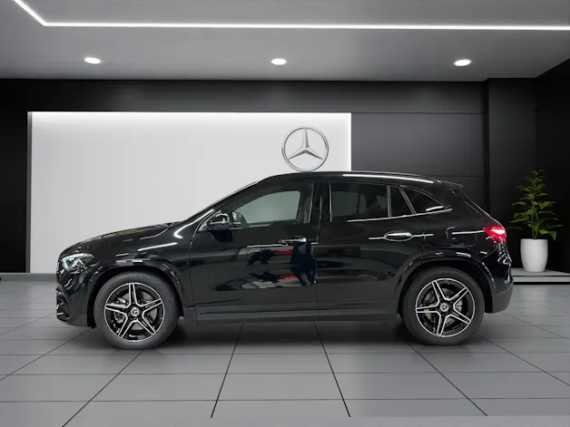 MERCEDES-BENZ GLA 250 4Matic 8G-DCT Swiss Star
