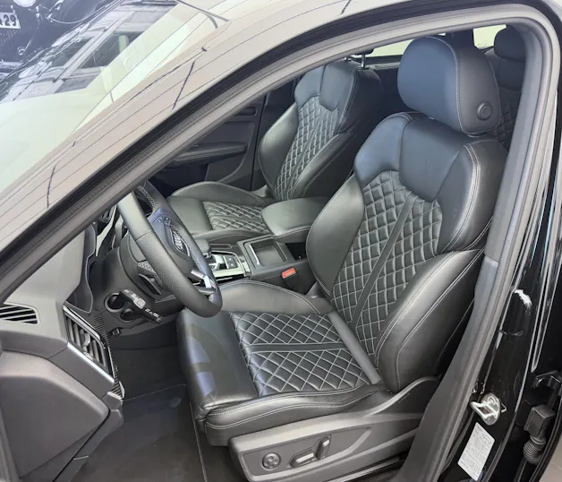 AUDI Q5 40 TDI Black Edition quattro S-tronic