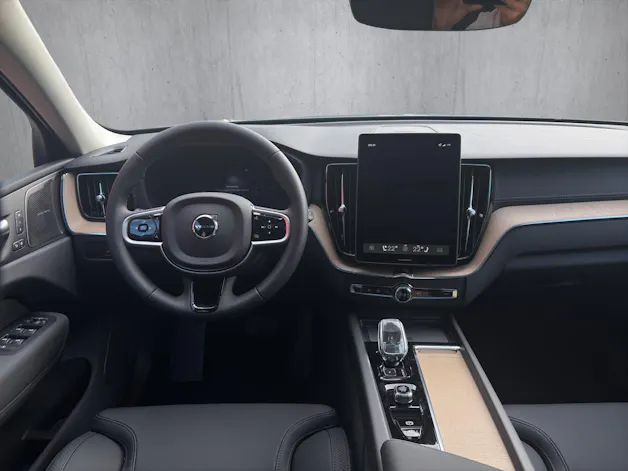 VOLVO XC60 T6 eAWD PluginHybrid Ultra Bright Geartronic