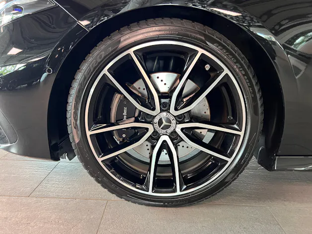 MERCEDES-BENZ A 220 4Matic 8G-DCT