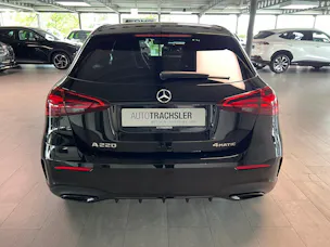 MERCEDES-BENZ A 220 4Matic 8G-DCT