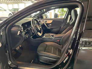 MERCEDES-BENZ A 220 4Matic 8G-DCT