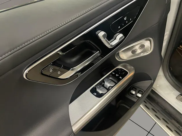 MERCEDES-BENZ GLC 400 e 4Matic EQ Star 9G-Tronic