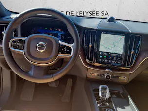 VOLVO XC60 T8 eAWD PluginHybrid Plus Dark Geartronic