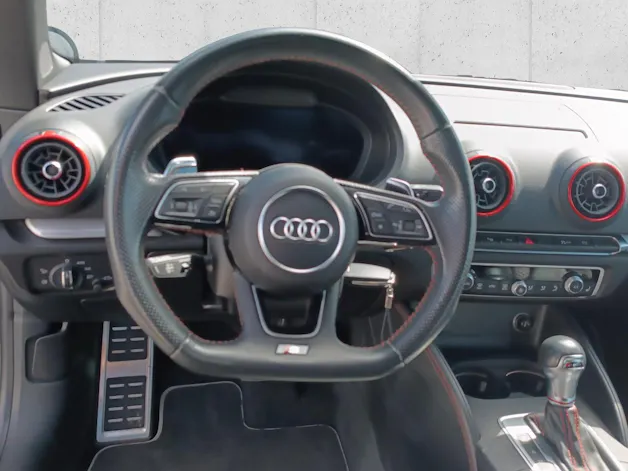 AUDI S3 Cabriolet 2.0 TFSI quattro S-tronic