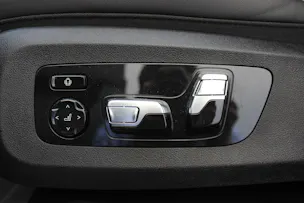 BMW XM xDrive 50e *Bowers & Wilkins Diamond Surround Sound System*