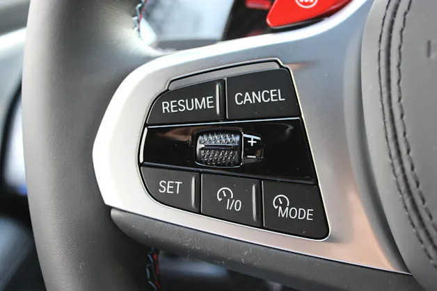 BMW XM xDrive 50e *Bowers & Wilkins Diamond Surround Sound System*