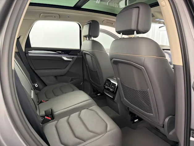 VW Touareg 3.0 TDI R-L F E