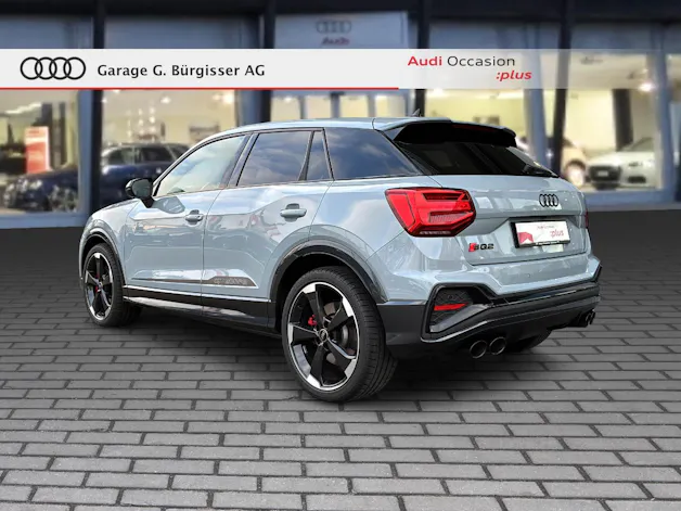 AUDI SQ2 TFSI quattro S-tronic Pfeilgrau Perleffekt