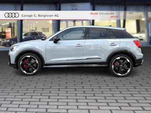AUDI SQ2 TFSI quattro S-tronic Pfeilgrau Perleffekt