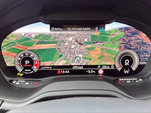 AUDI SQ2 TFSI quattro S-tronic Pfeilgrau Perleffekt