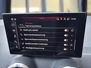 AUDI SQ2 TFSI quattro S-tronic Pfeilgrau Perleffekt