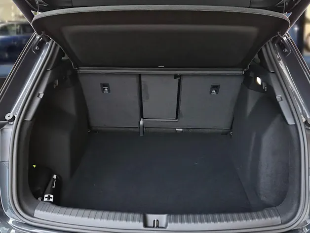 AUDI Q4 e-tron SUV quattro performance Attraction Tamboraggrau Metallic