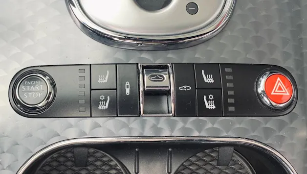 BENTLEY Continental GTC Speed 6.0 W12