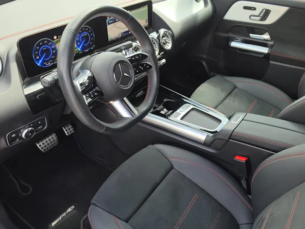 MERCEDES-BENZ EQA 350 66,5 kWh 4Matic AMG Line Excellence Edition