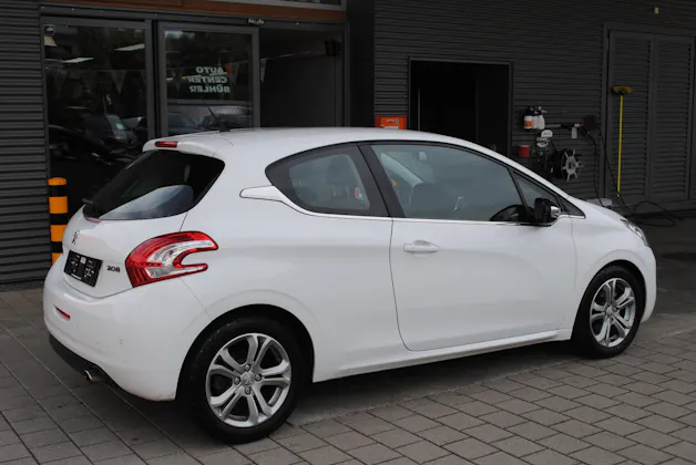 PEUGEOT 208 1.6 VTI Allure