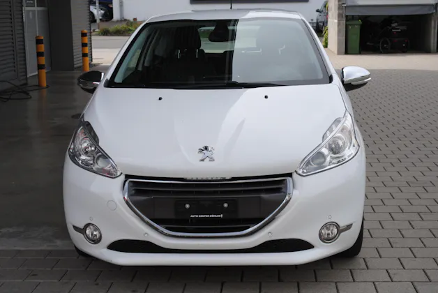 PEUGEOT 208 1.6 VTI Allure