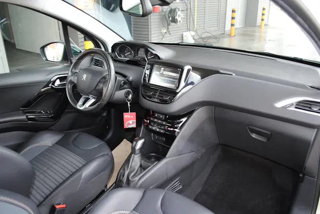 PEUGEOT 208 1.6 VTI Allure