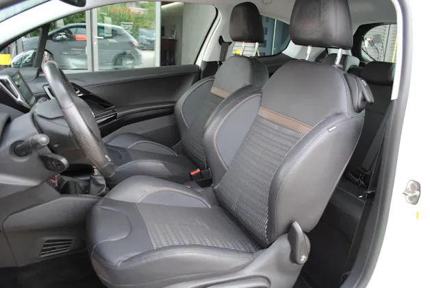 PEUGEOT 208 1.6 VTI Allure