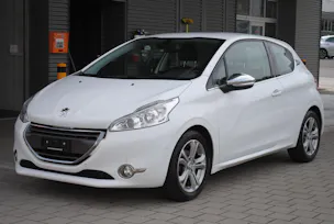 PEUGEOT 208 1.6 VTI Allure