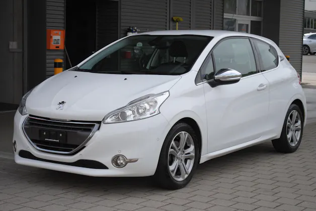PEUGEOT 208 1.6 VTI Allure