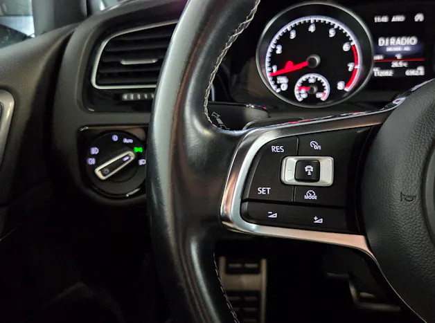 VW Golf VII 1.4 TSI R-Line DSG