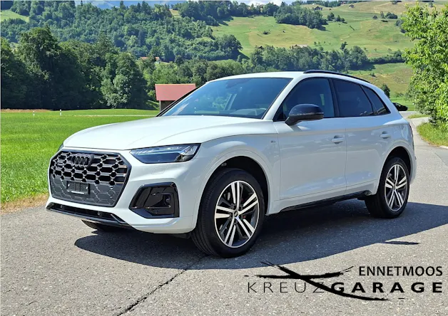 AUDI Q5 40 TDI Black Edition quattro S-tronic *CH-Fahrzeug m. ASSP+8-fach bereift m. Pneu*