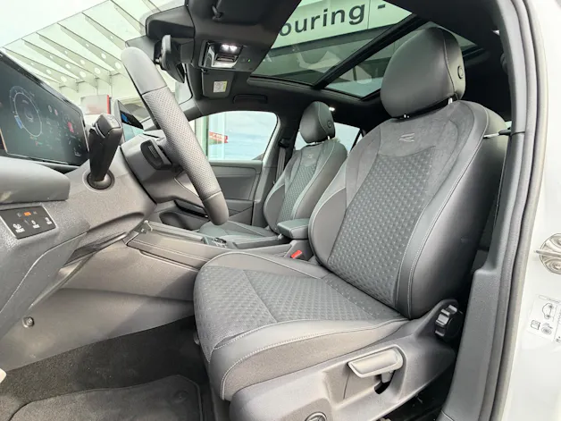 VW T-Roc 1.5 eTSI mHEV R-Line DSG