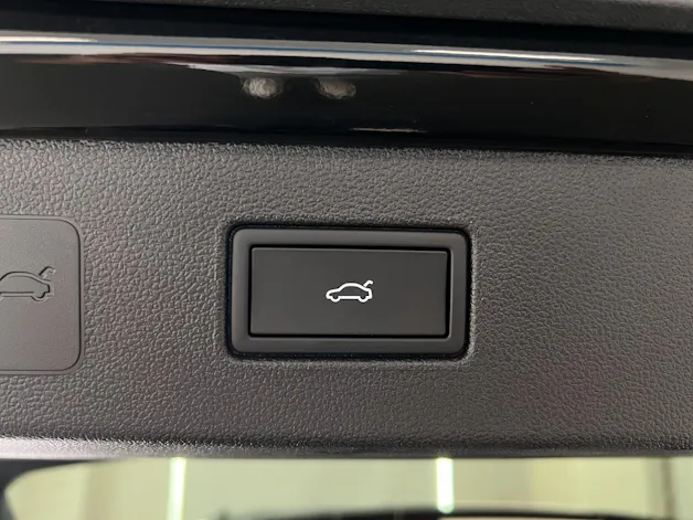 VW T-Roc 1.5 eTSI mHEV R-Line DSG