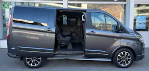 FORD Tourneo Custom 320 L1H1 Sport HEV2