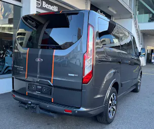 FORD Tourneo Custom 320 L1H1 Sport HEV2