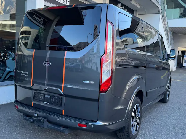 FORD Tourneo Custom 320 L1H1 Sport HEV2